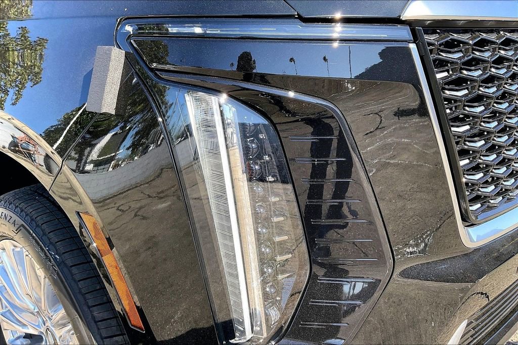 New 2026 Cadillac Escalade ESV Luxury image 14