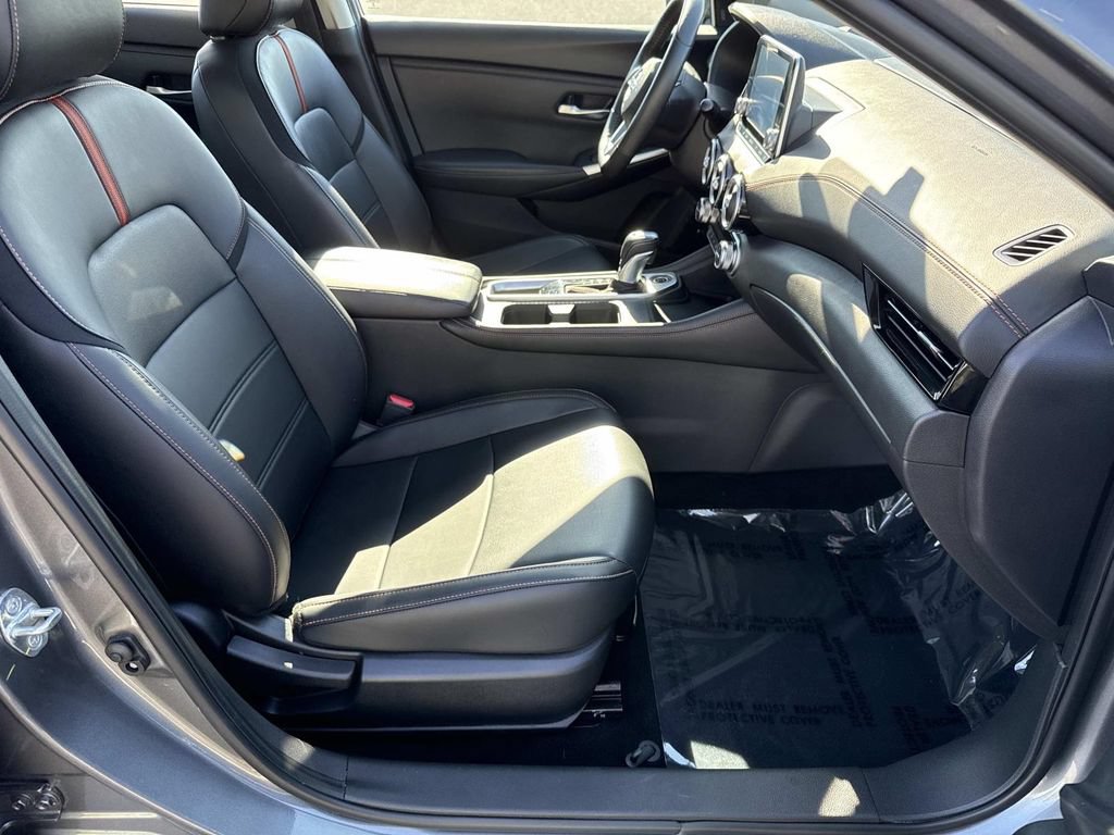 Used 2023 Nissan Sentra SR w/ SR Premium Package FWD image 20