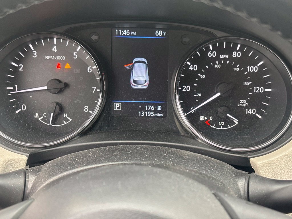Used 2022 Nissan Rogue Sport SV AWD/4WD image 13