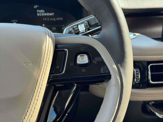 Used 2023 Lincoln Aviator Reserve w/ Elements Package Plus AWD/4WD image 25