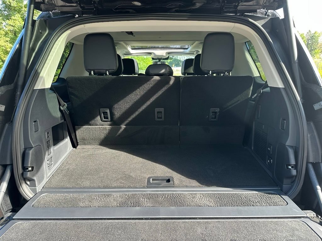 New 2027 Lincoln Navigator Reserve AWD/4WD image 26