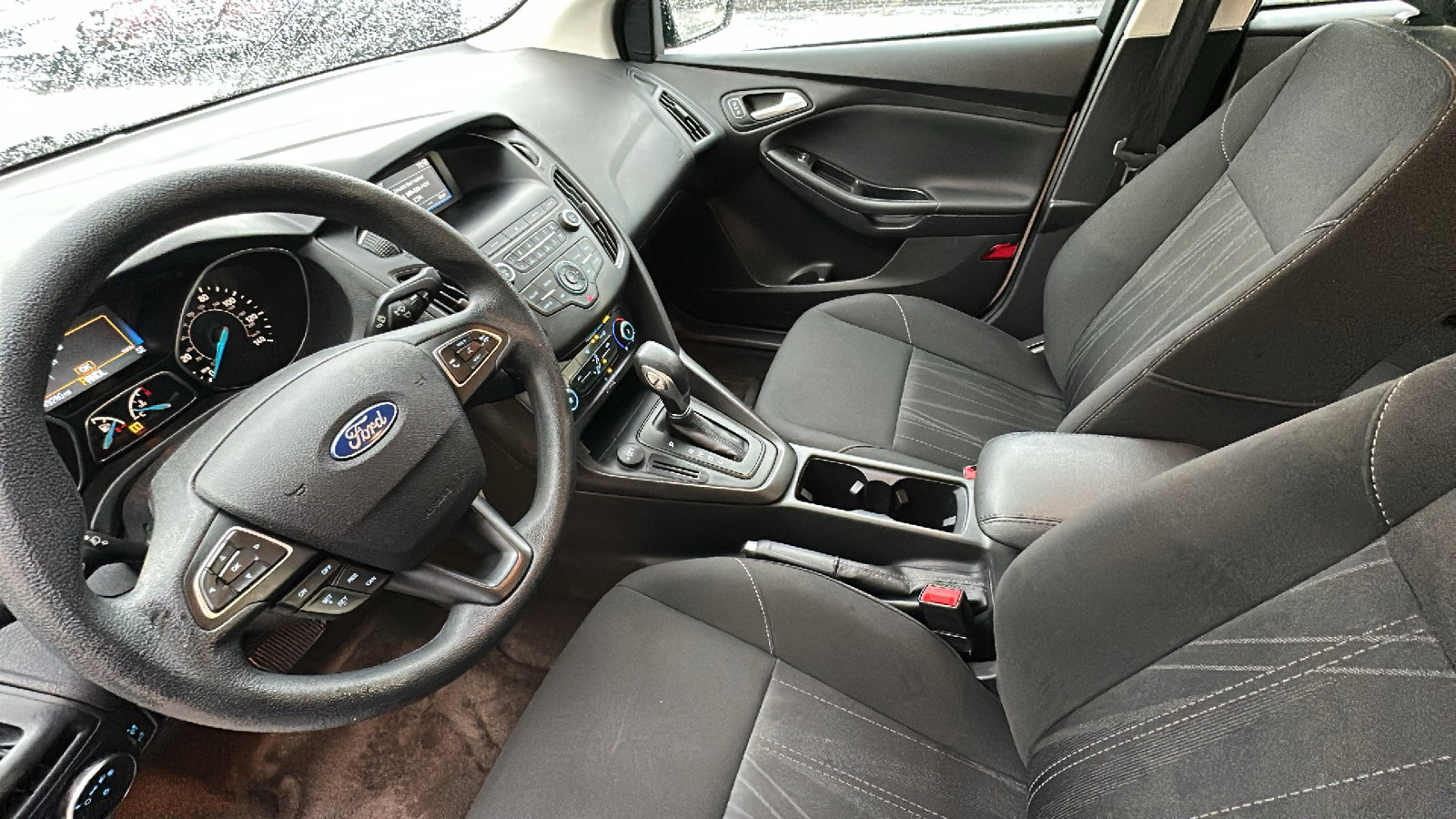 Used 2018 Ford Focus SE image 22