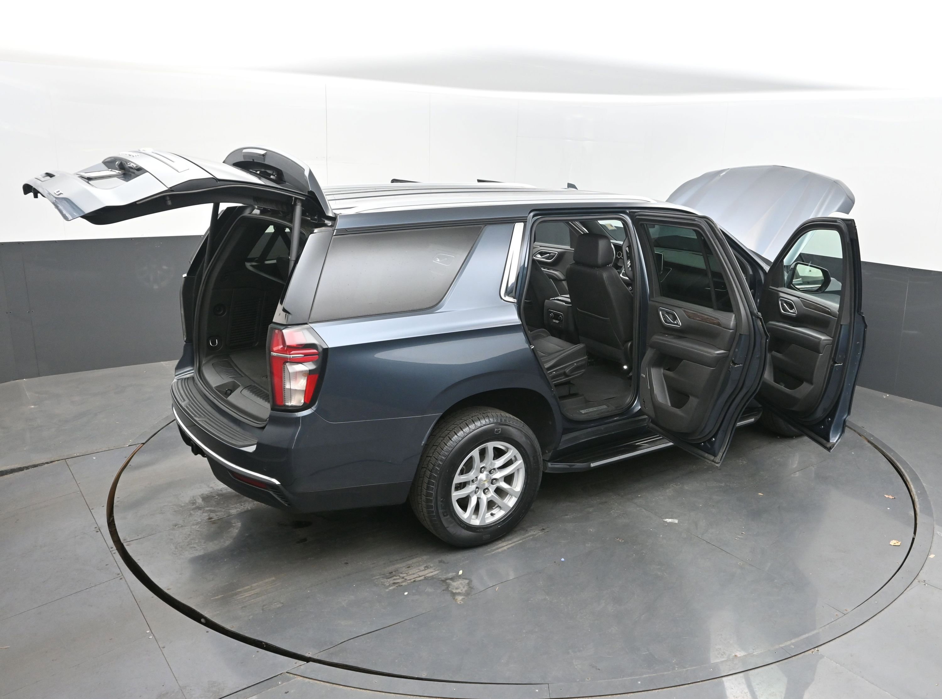 Used 2021 Chevrolet Tahoe LT image 42