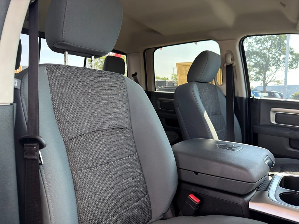 Used 2017 RAM 1500 Big Horn AWD/4WD image 31