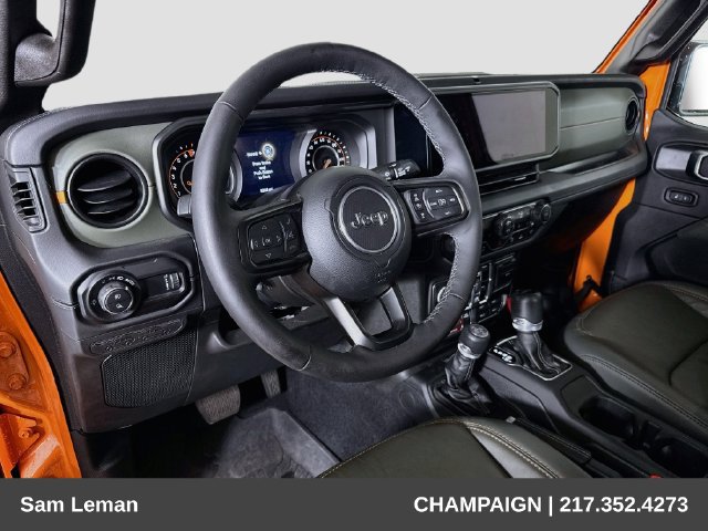 Used 2025 Jeep Gladiator Mojave AWD/4WD image 9