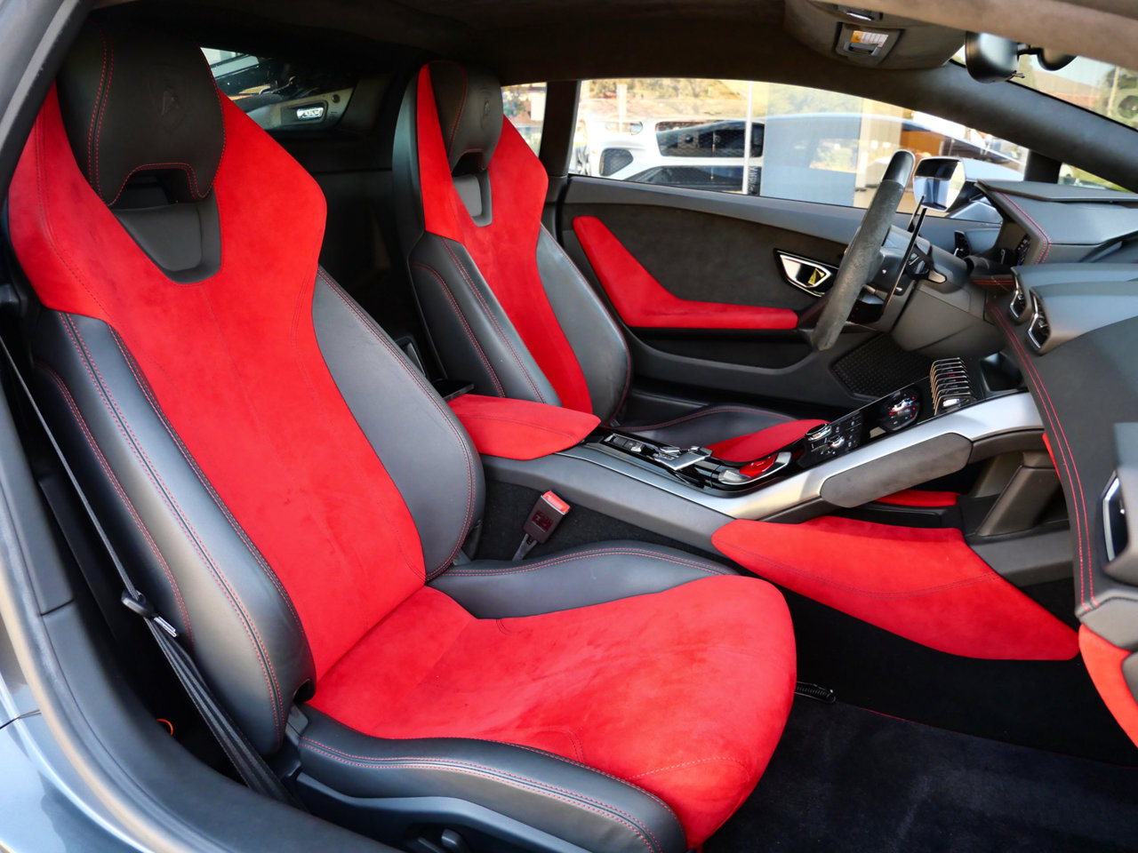 Used 2016 Lamborghini Huracan LP 580-2 RWD image 8