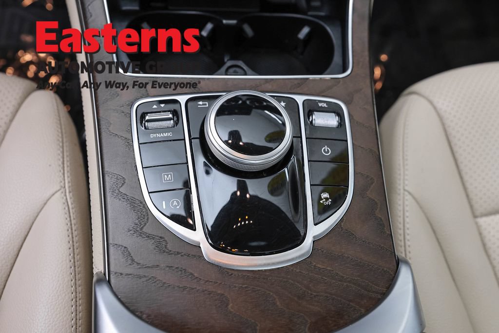 Used 2019 Mercedes-Benz GLC 300 4MATIC image 20