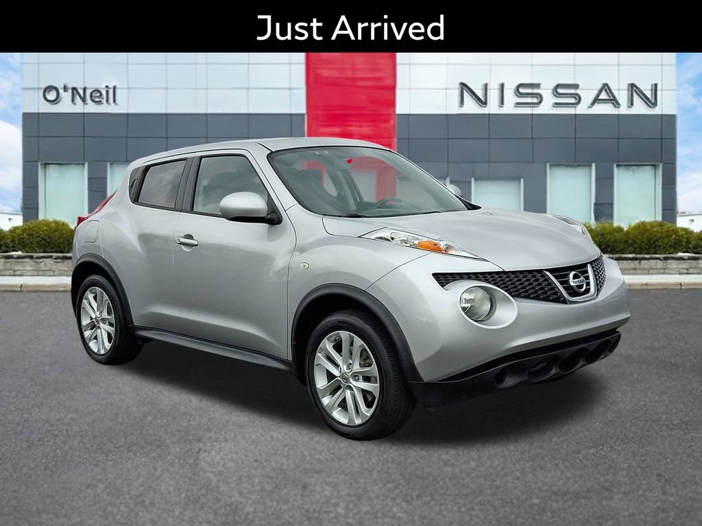 Used 2014 Nissan Juke SV w/ Navigation Package