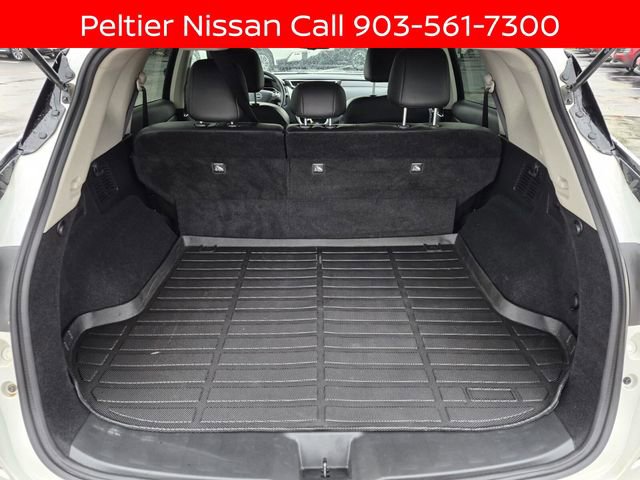 Certified 2024 Nissan Murano SV w/ SV Midnight Edition Package FWD image 9