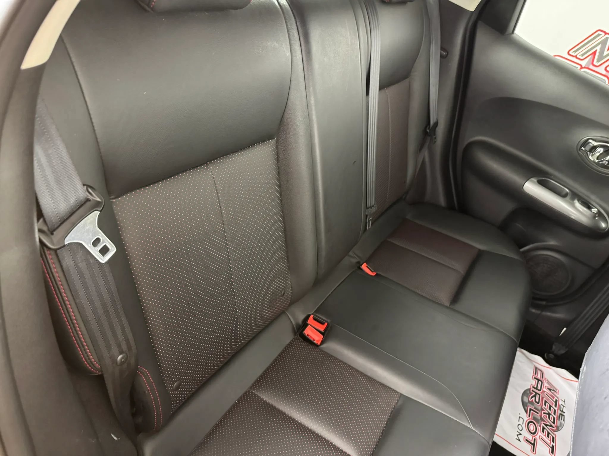 Used 2016 Nissan Juke SL FWD image 36