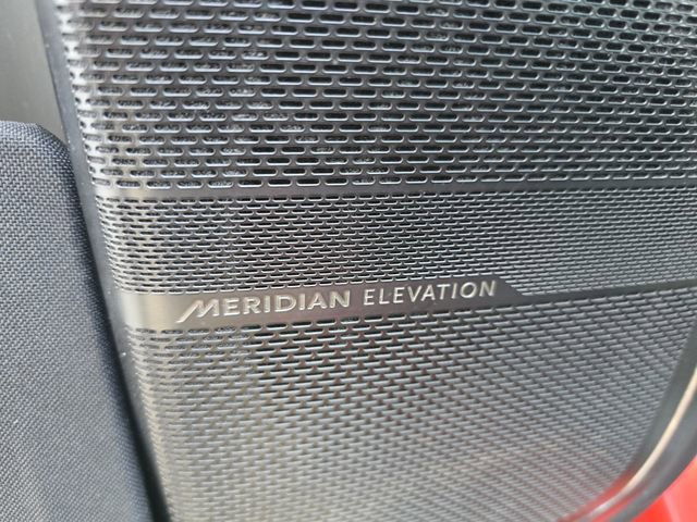 Used 2022 Rivian R1T Adventure image 17