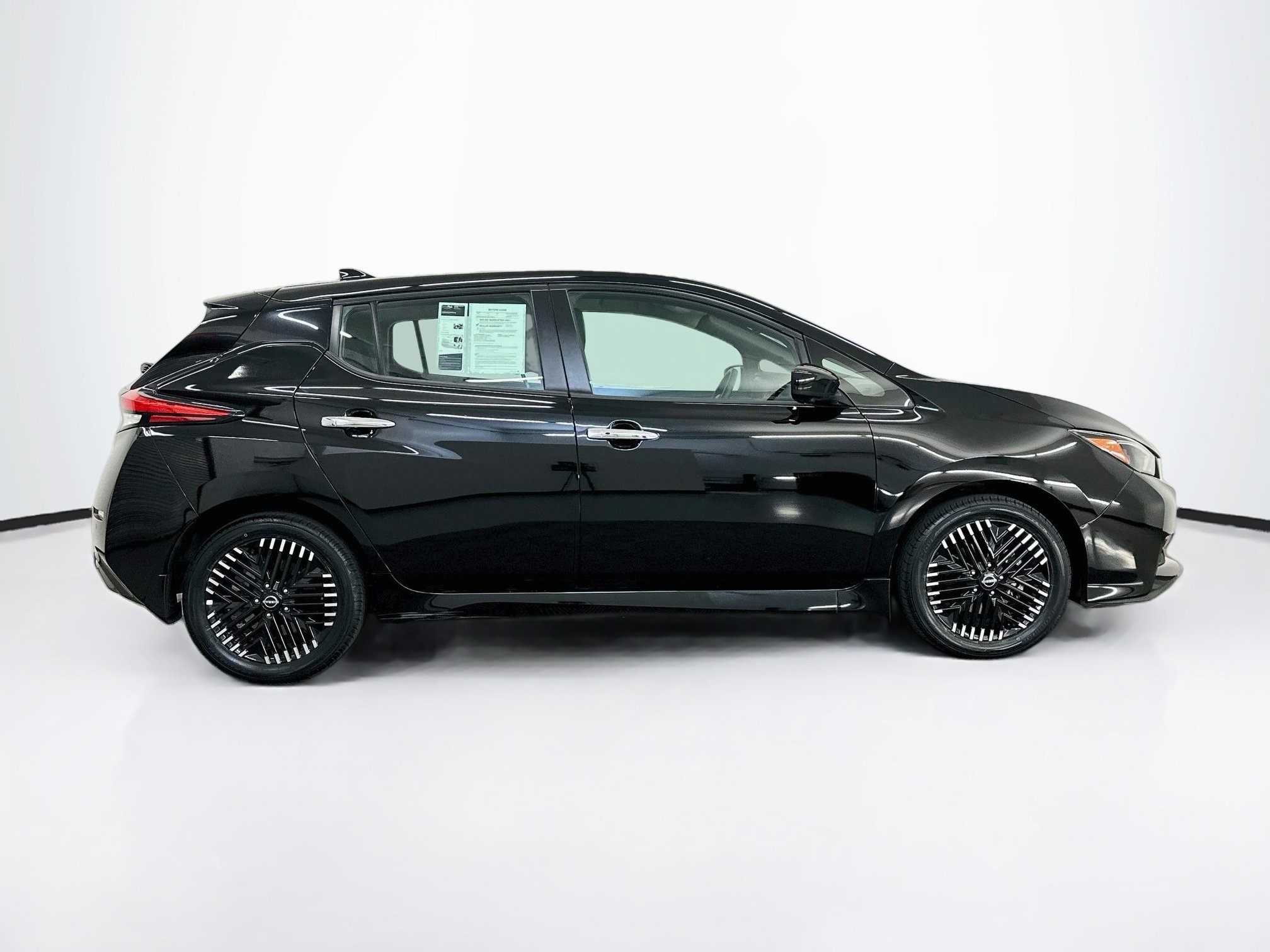 Used 2024 Nissan Leaf SV Plus FWD image 10