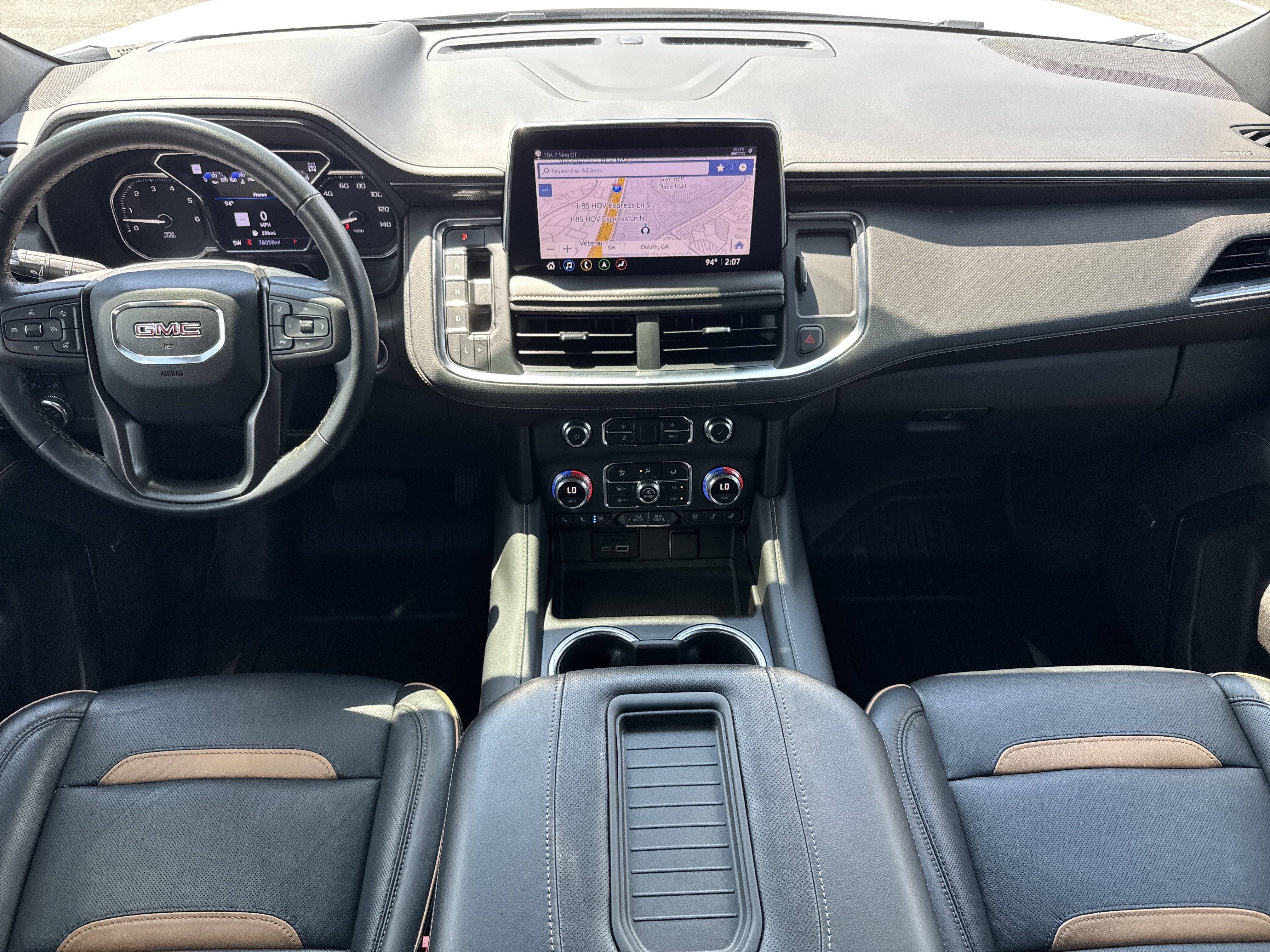 Used 2021 GMC Yukon AT4 w/ AT4 Premium Package AWD/4WD image 33