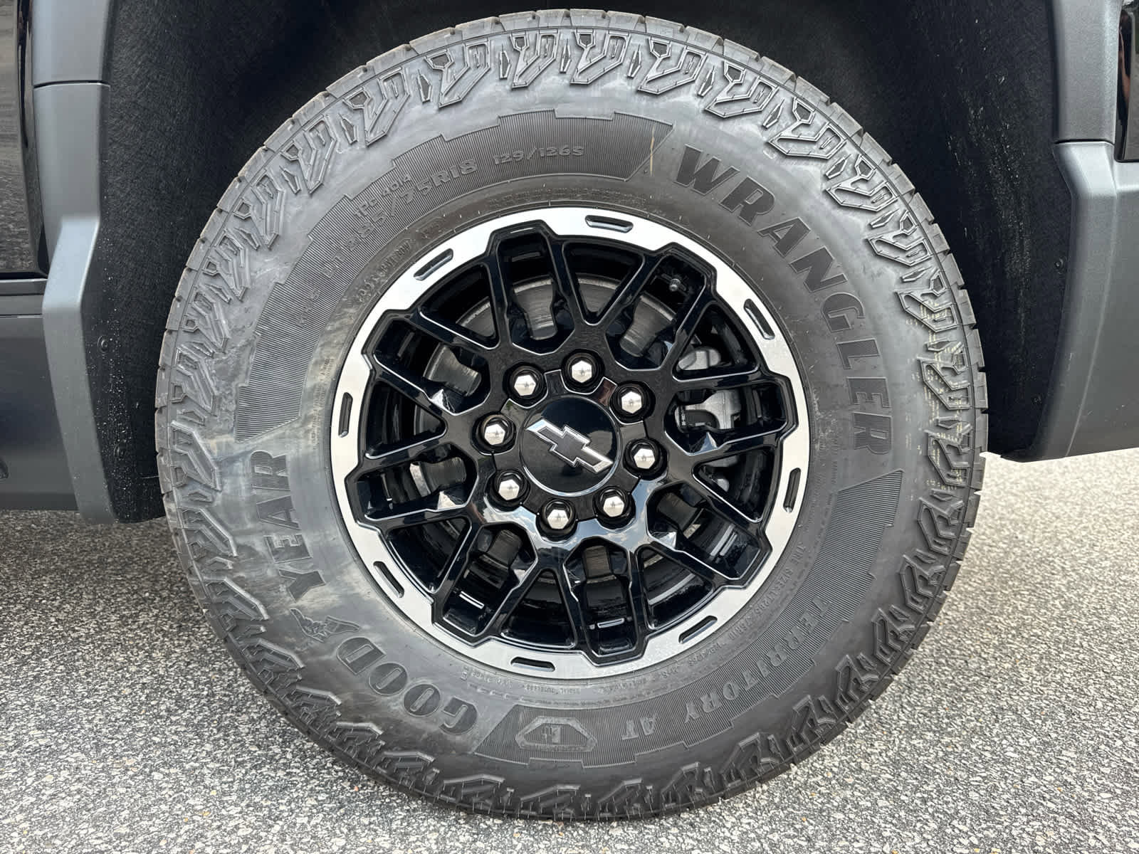 New 2026 Chevrolet Silverado EV Trail Boss w/ Premium Package image 34