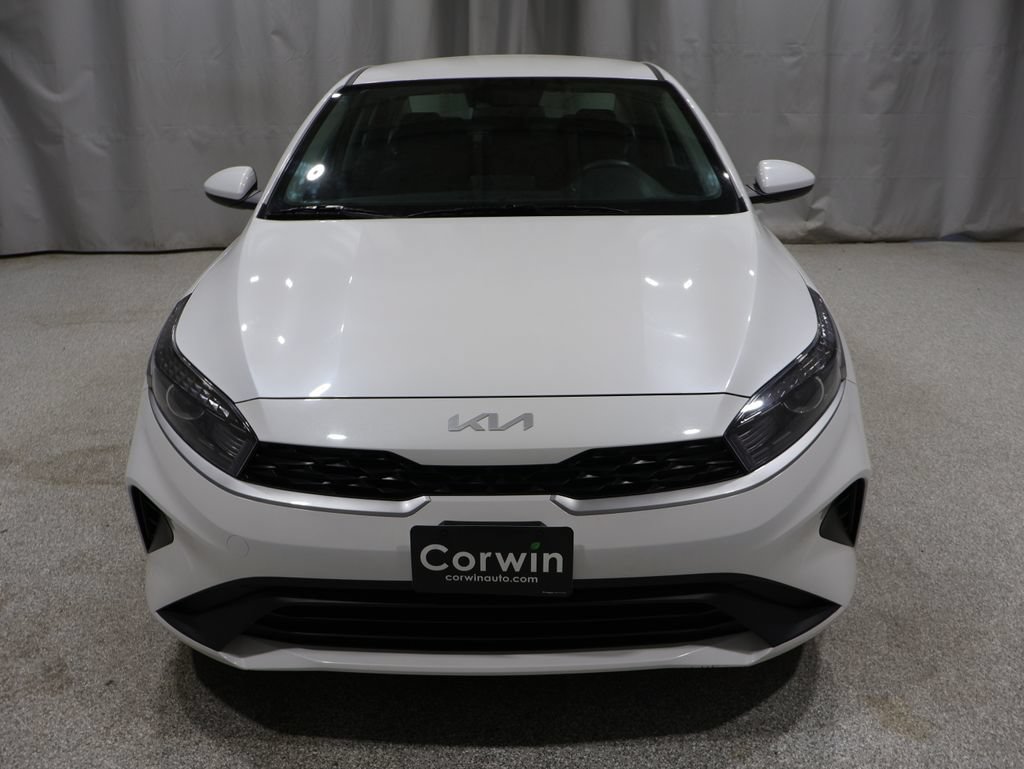 Used 2024 Kia Forte LXS FWD image 8