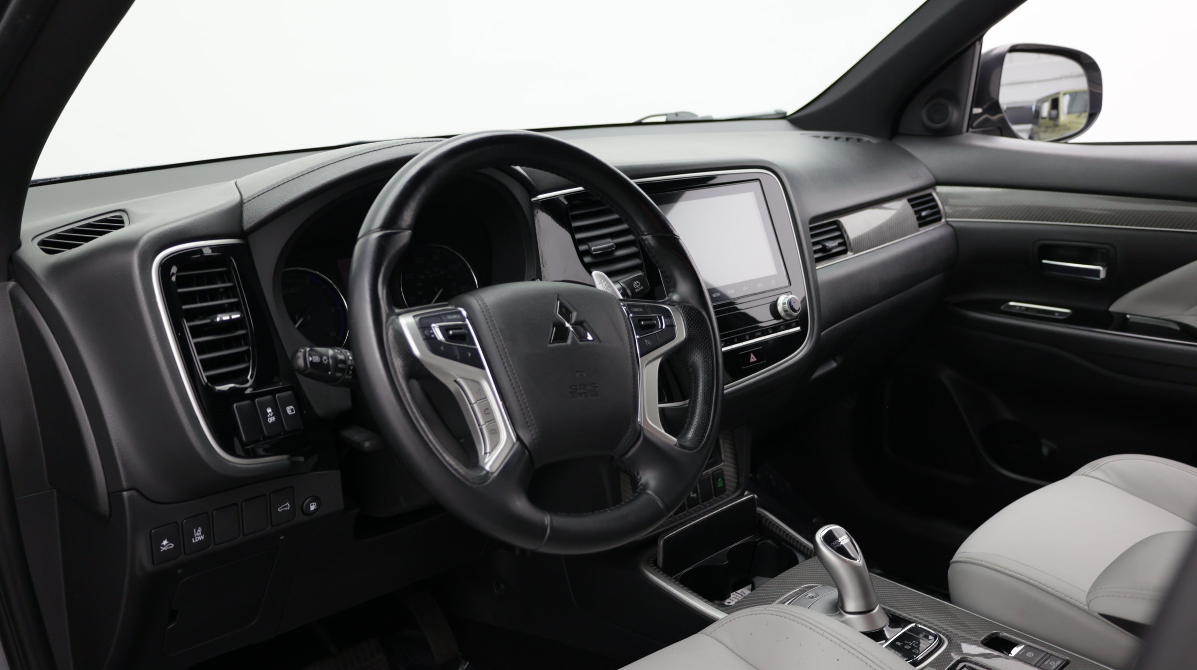 Used 2022 Mitsubishi Outlander LE AWD/4WD image 15
