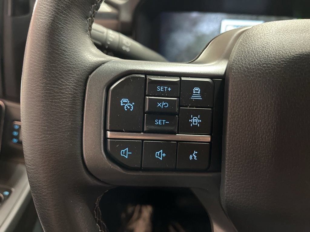 Used 2025 Ford F150 Lariat w/ Equipment Group 501A Mid AWD/4WD image 19