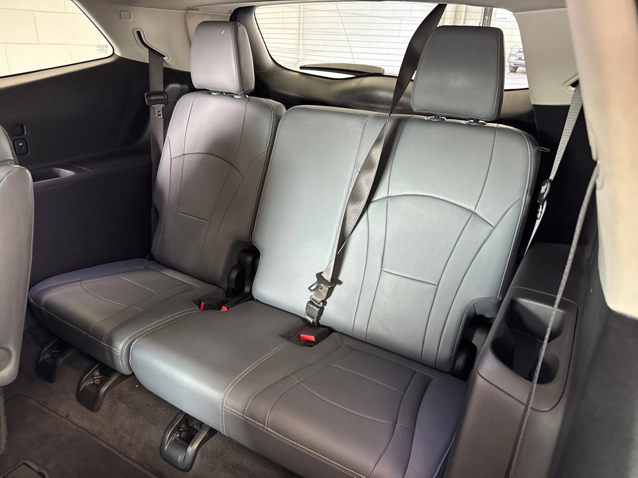 Used 2020 Buick Enclave Essence AWD/4WD image 41