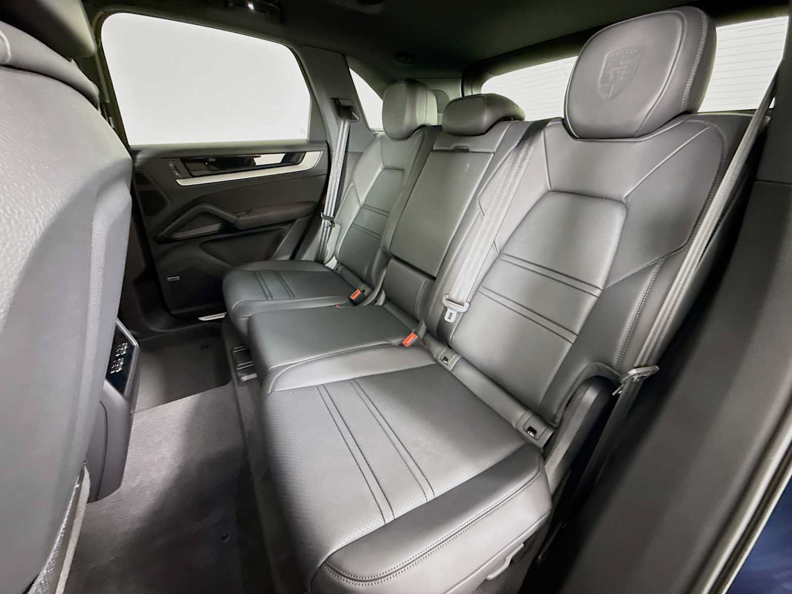 New 2026 Porsche Cayenne AWD/4WD image 23