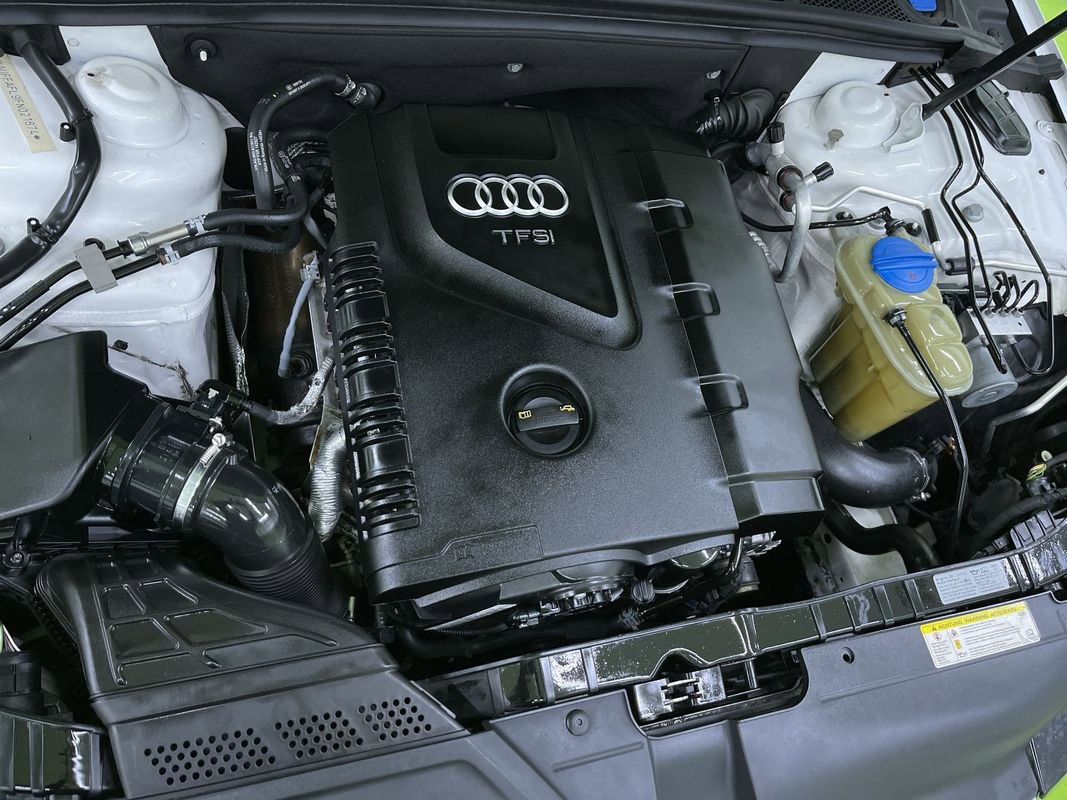 Used 2015 Audi A4 2.0T Premium Plus w/ Technology Package image 32