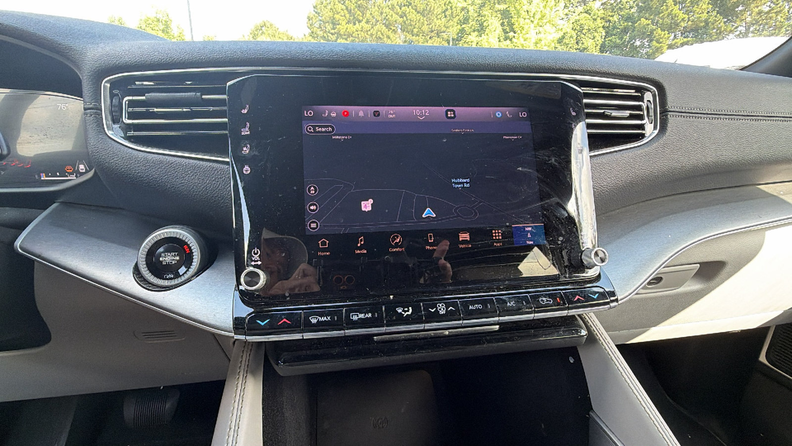 Used 2025 Jeep Wagoneer L 4WD image 35