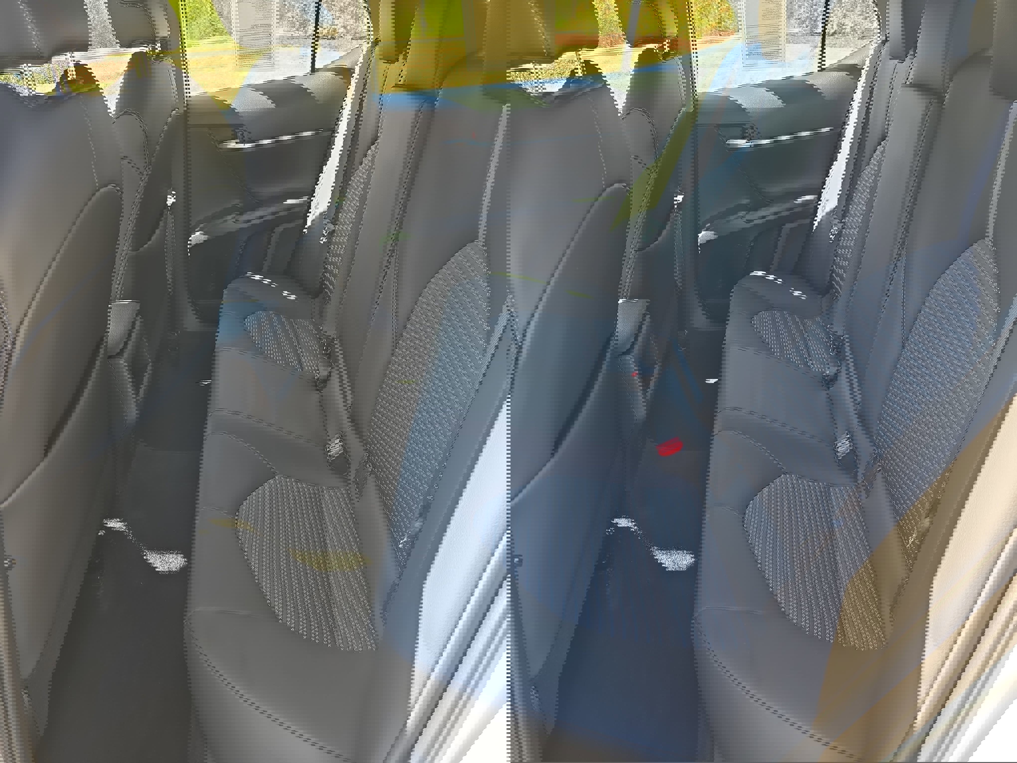 Used 2024 Toyota Camry SE image 16