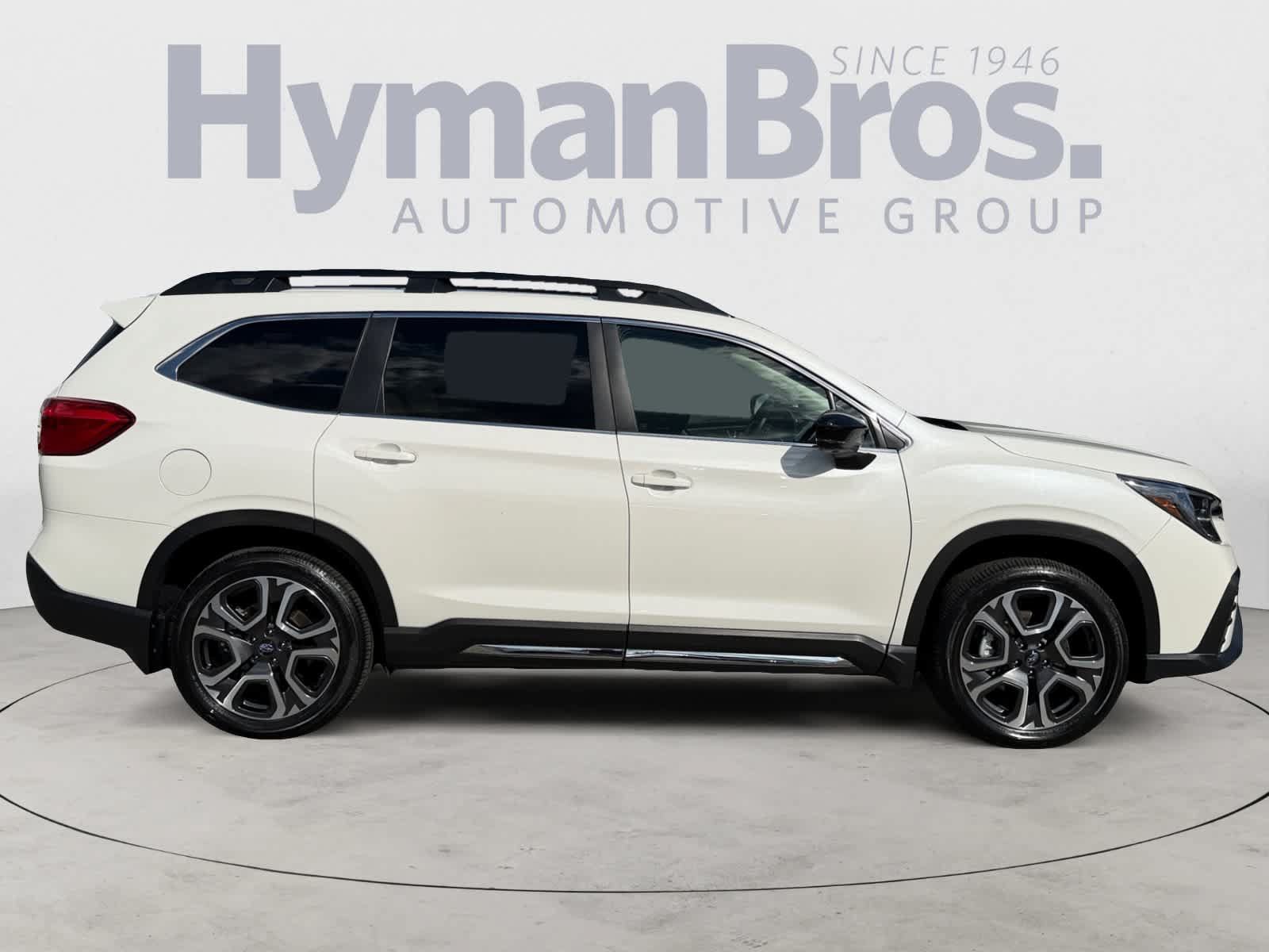 Certified 2025 Subaru Ascent Limited AWD/4WD image 2