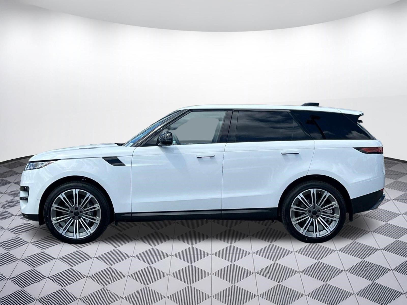 New 2026 Land Rover Range Rover Sport SE AWD/4WD image 2