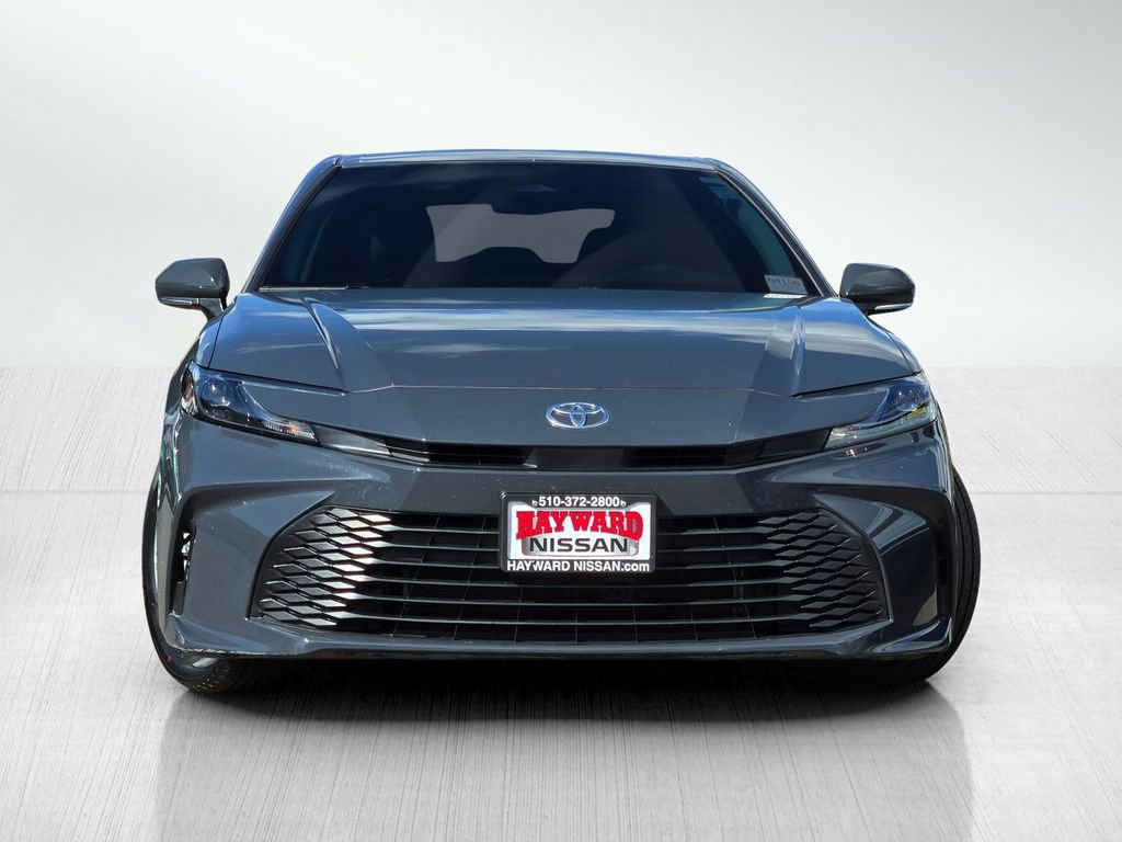 Used 2025 Toyota Camry LE FWD image 3