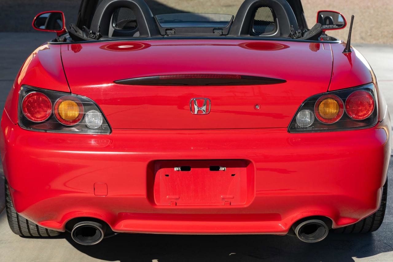 Used 2004 Honda S2000 image 21