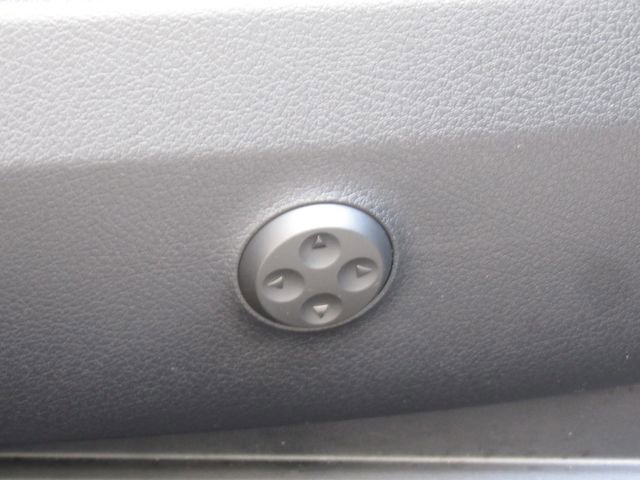 Used 2026 Mercedes-Benz GLC 300 4MATIC image 20