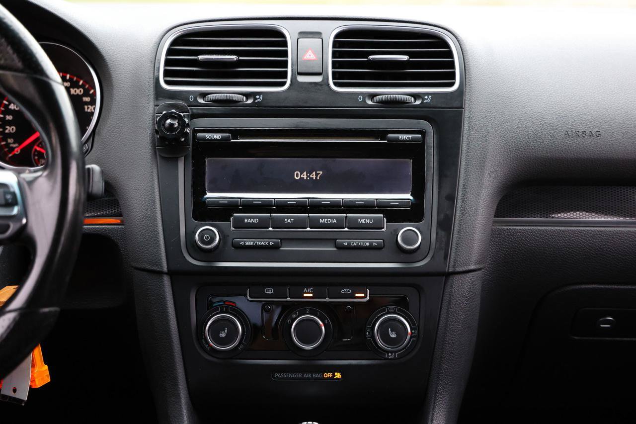 Used 2014 Volkswagen GTI Wolfsburg Edition FWD image 33