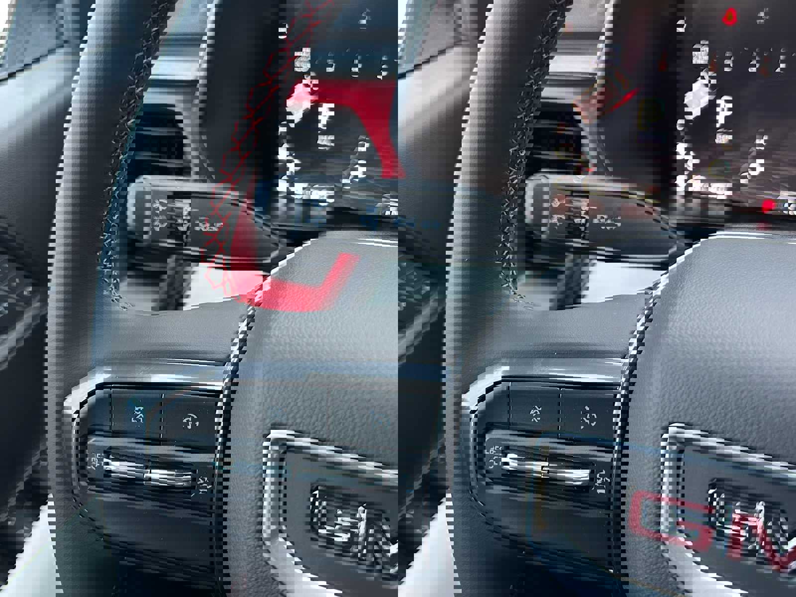 New 2026 GMC Canyon AT4X image 35