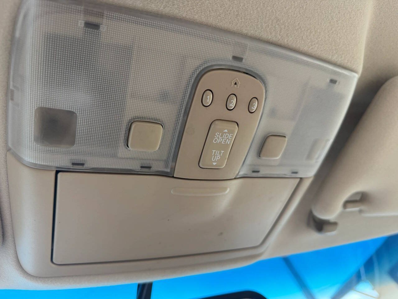 Used 2005 Lexus ES 330 w/ Preferred Accessory Pkg FWD image 15