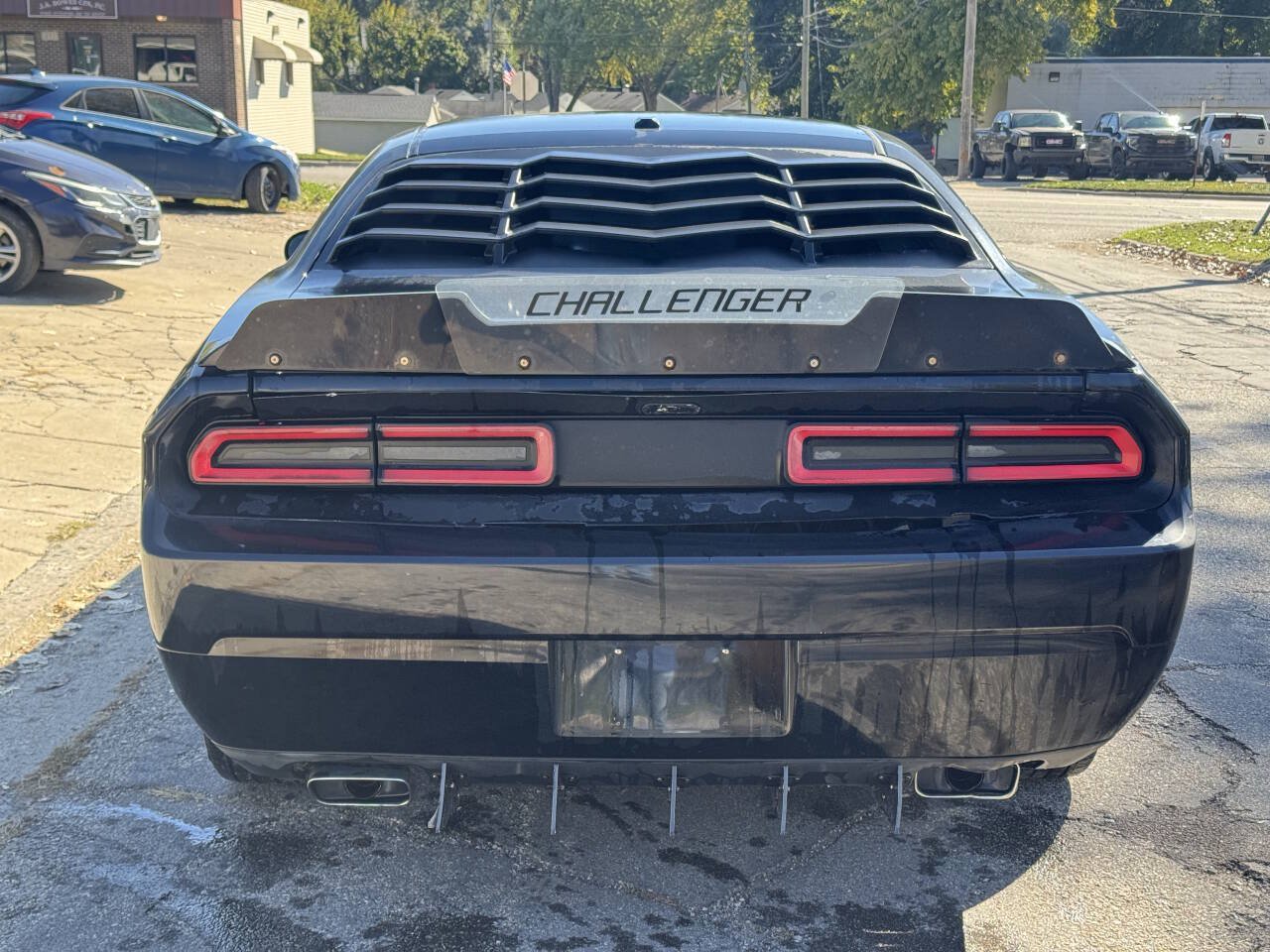 Used 2012 Dodge Challenger SXT Plus RWD image 5