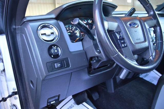 Used 2013 Ford F150 XLT w/ Mid Equipment Group image 25