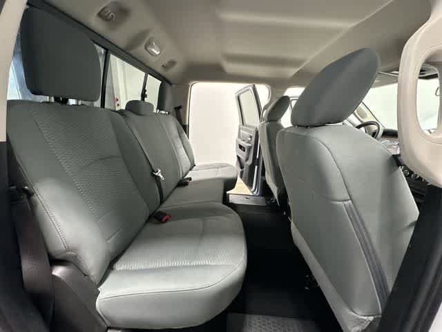 Used 2019 RAM 1500 Classic SLT RWD image 21