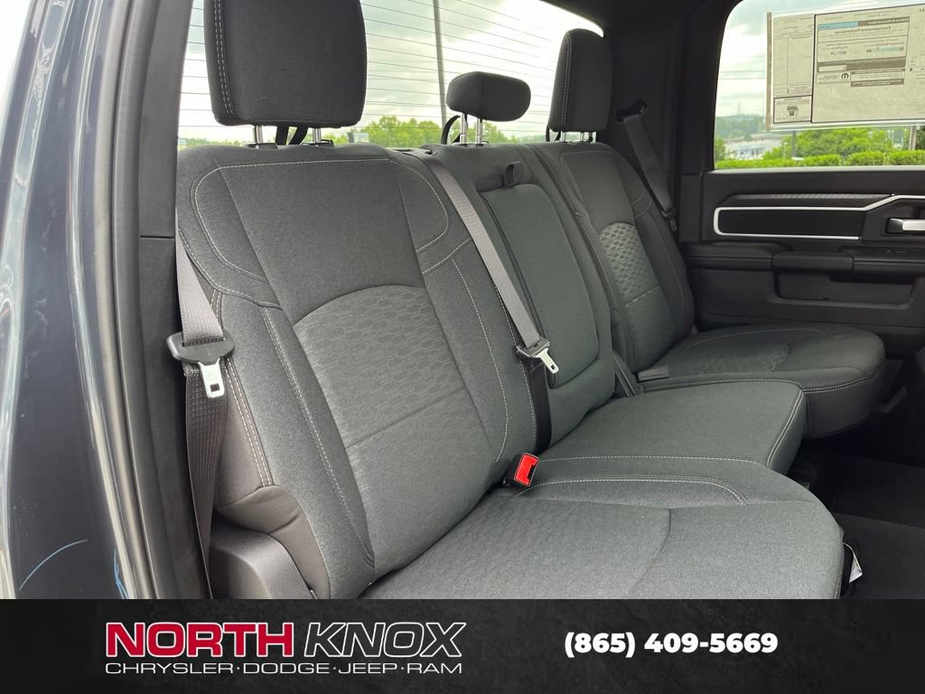 New 2026 RAM 3500 Big Horn AWD/4WD image 22