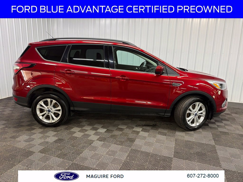 Certified 2018 Ford Escape SE FWD image 3