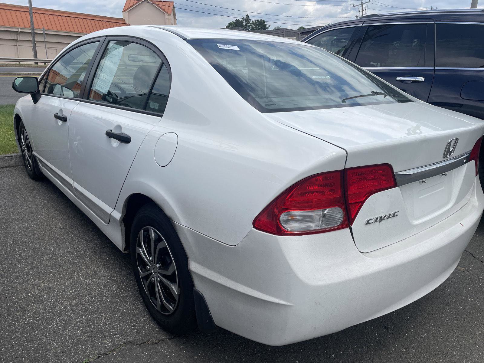 Used 2009 Honda Civic DX-VP image 3