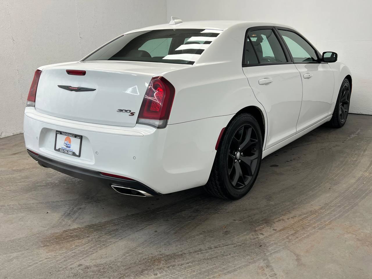 Used 2021 Chrysler 300 S RWD image 6