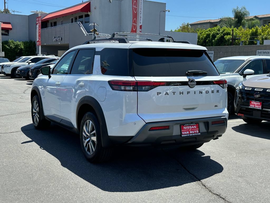 New 2026 Nissan Pathfinder SL FWD image 4