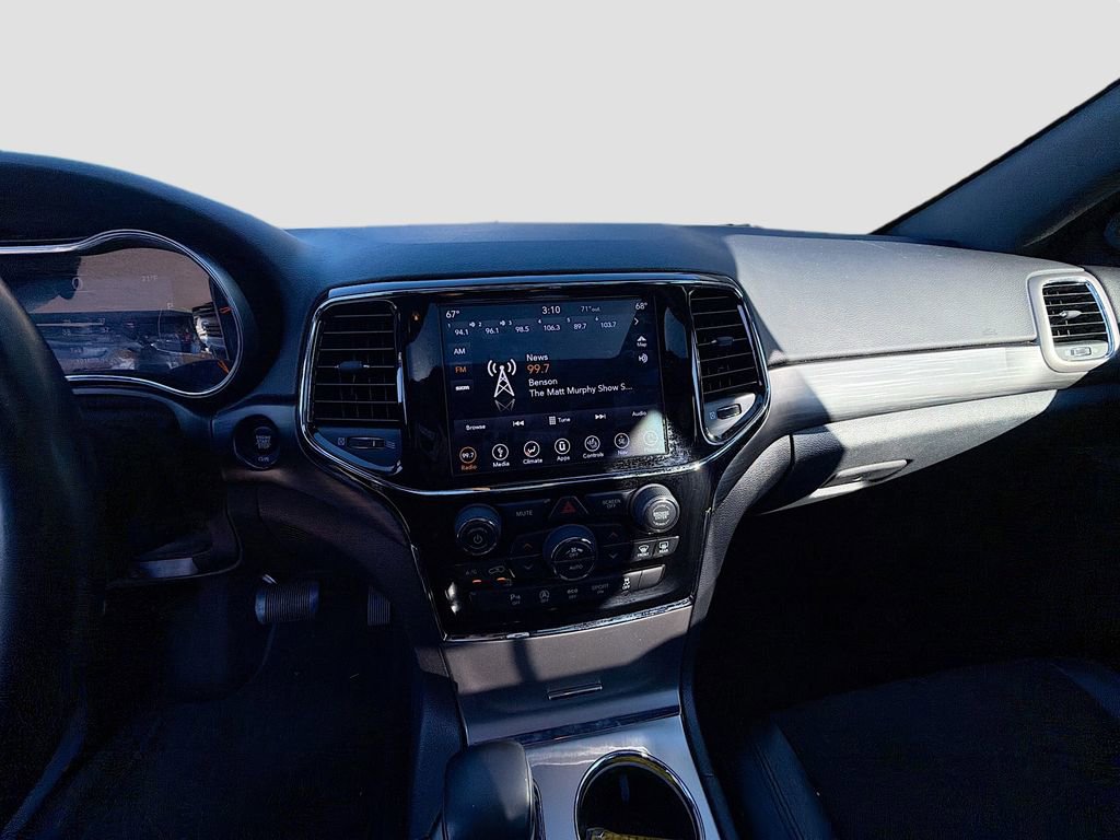 Used 2019 Jeep Grand Cherokee Altitude image 29