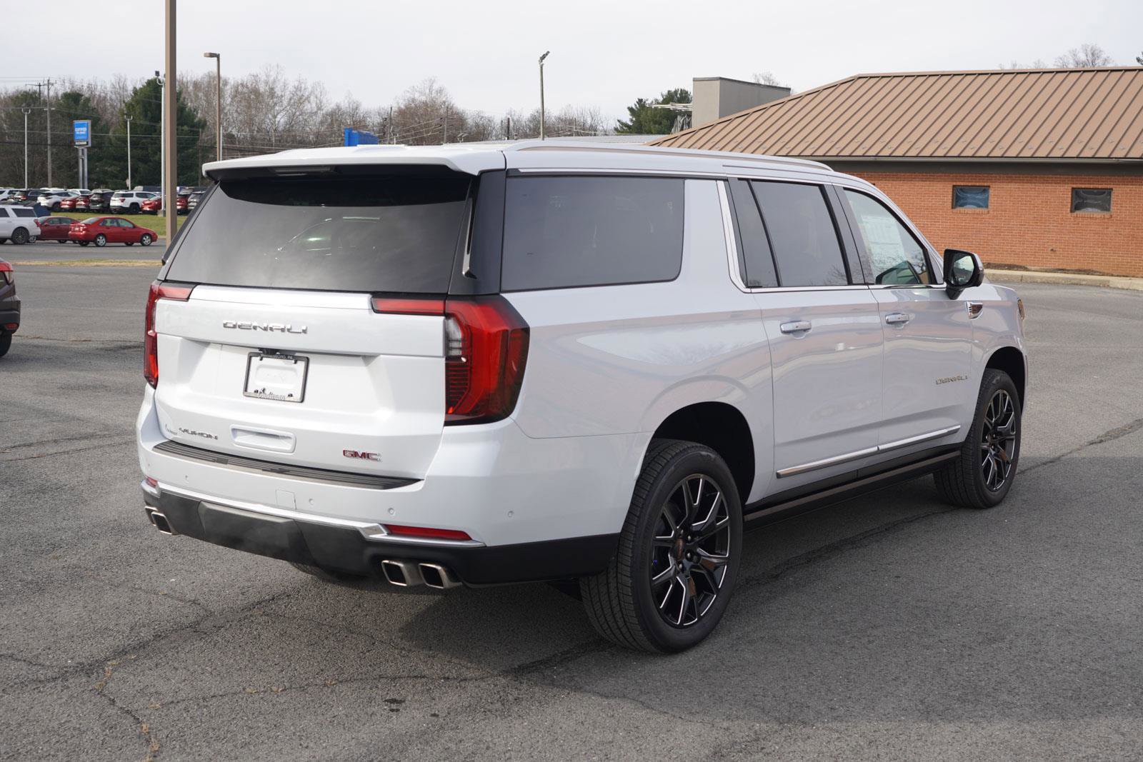 New 2026 GMC Yukon XL Denali w/ Sun & Power Step Package image 3
