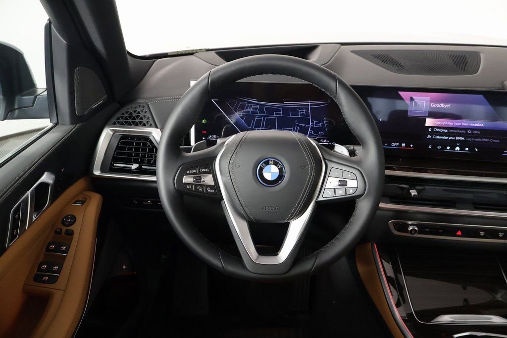 New 2026 BMW X5 xDrive50e w/ Premium Package image 3