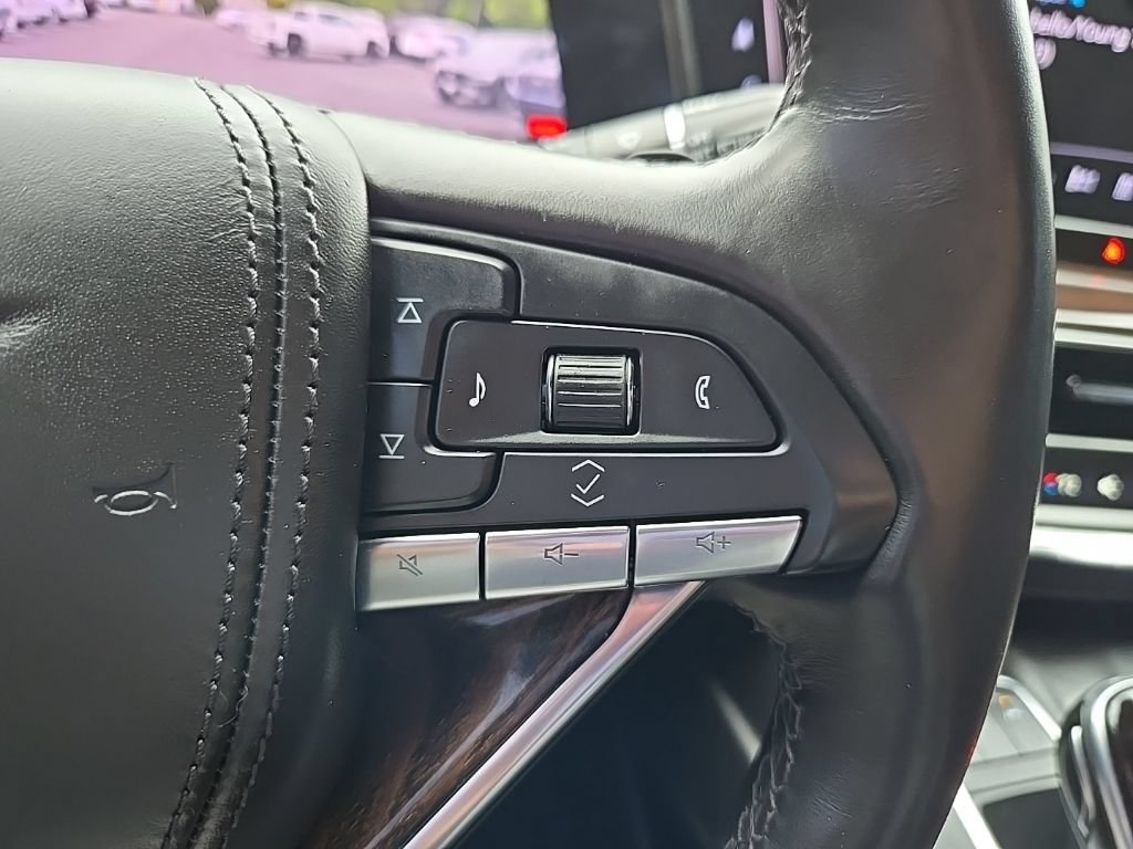 Used 2023 Cadillac Escalade Sport Platinum w/ LPO, ONYX Package AWD/4WD image 19
