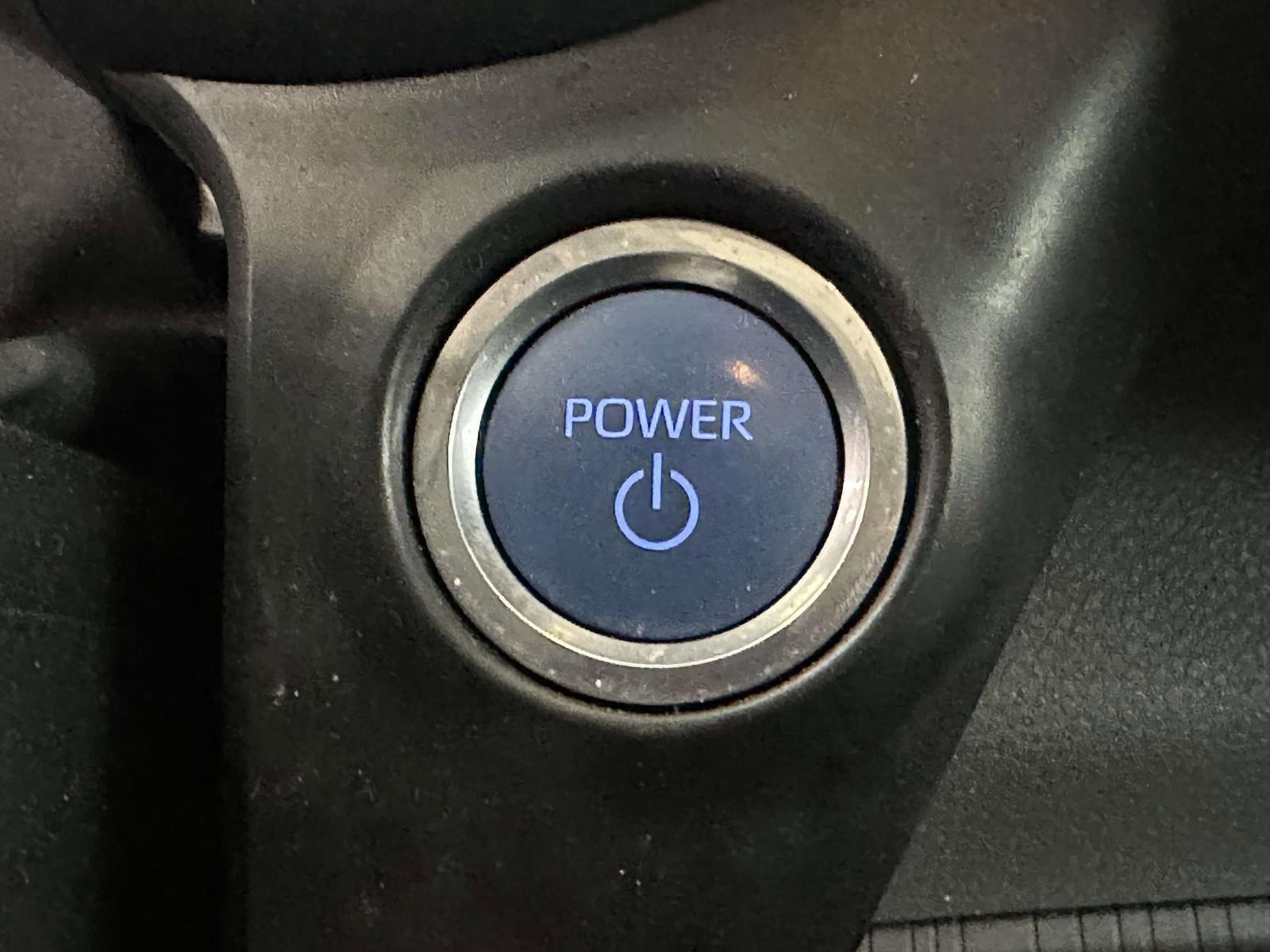 Certified 2023 Toyota Sienna XSE AWD/4WD image 33