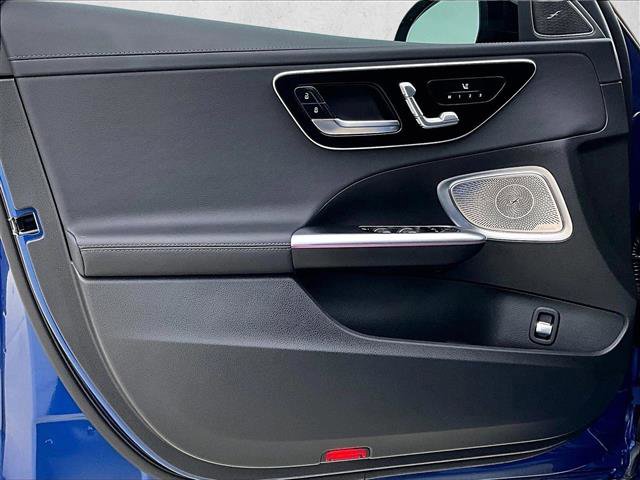 Used 2025 Mercedes-Benz C 300 Sedan image 18