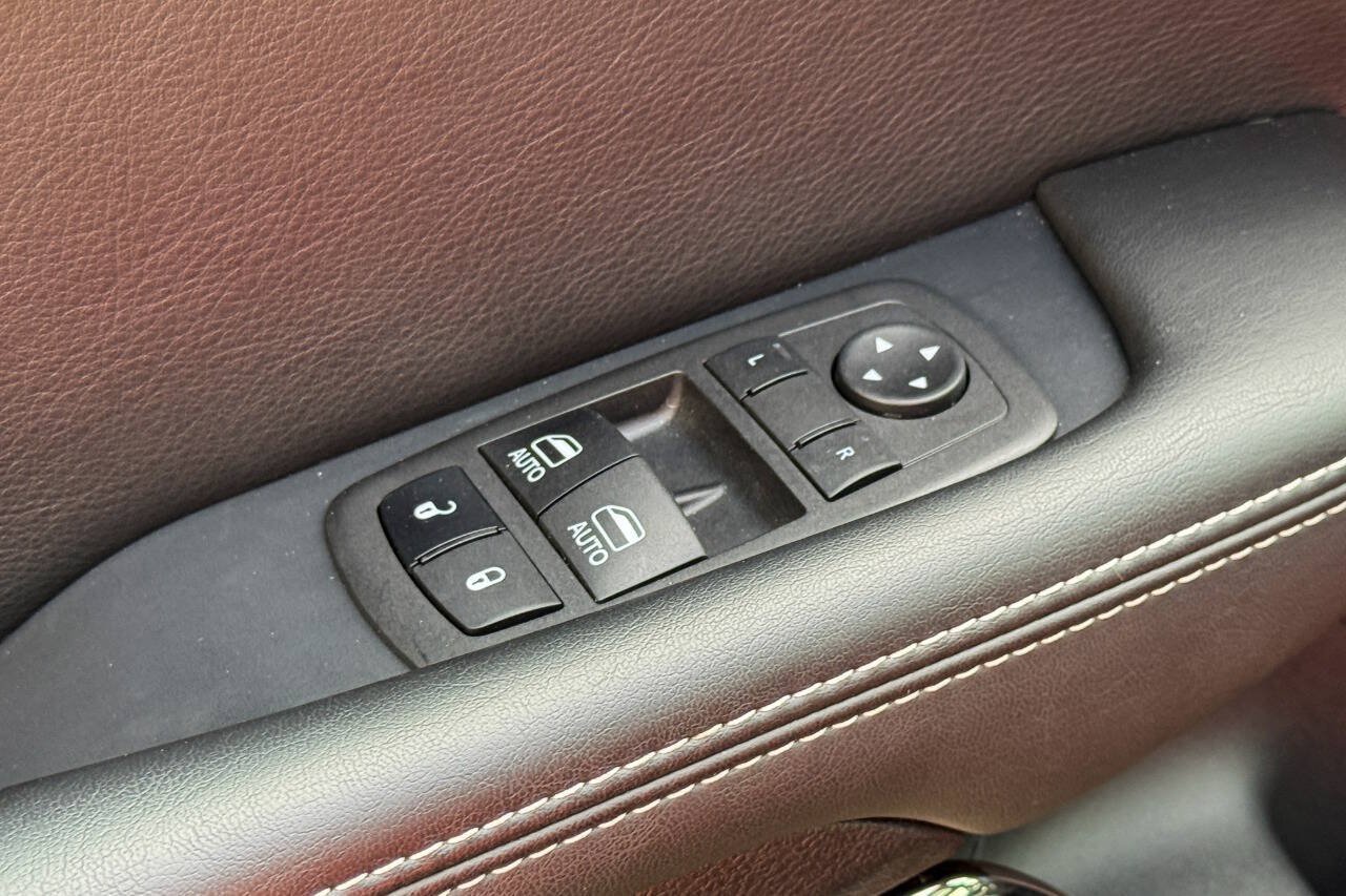 Used 2023 Dodge Challenger SRT Hellcat RWD image 41