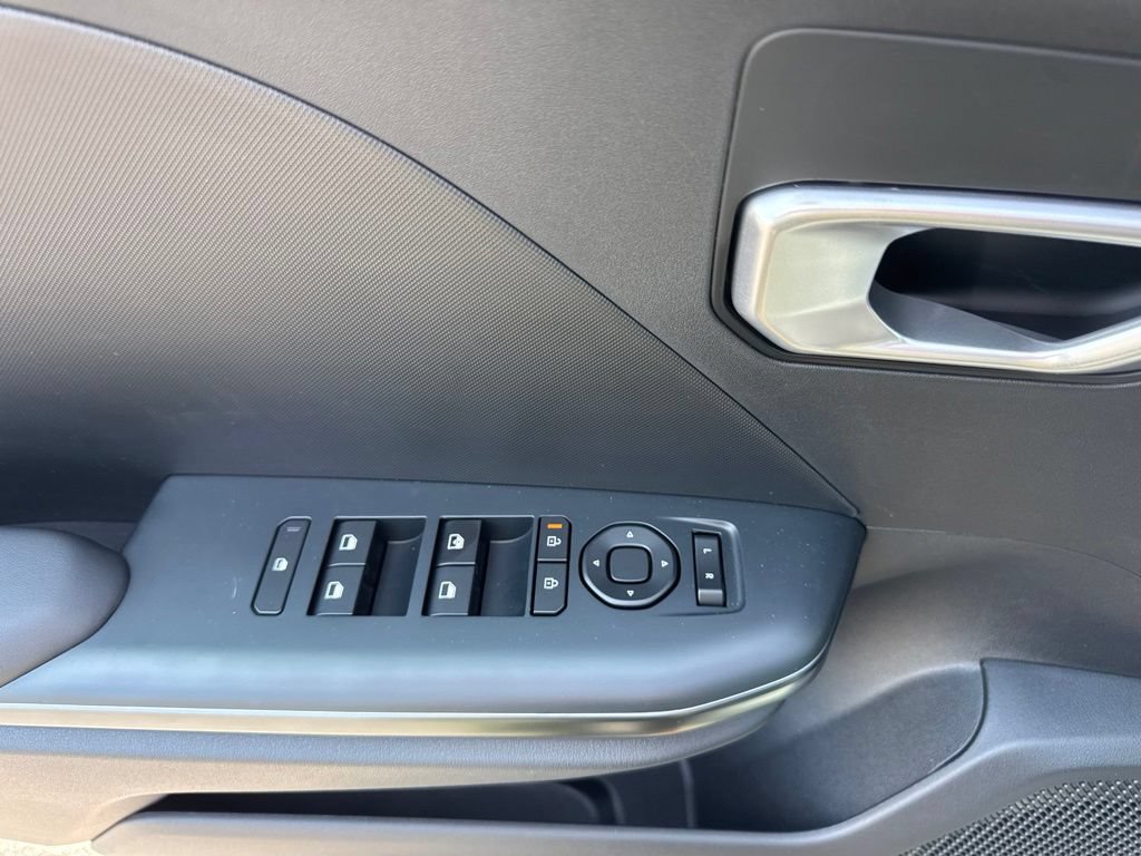 New 2026 Kia K4 FWD image 8
